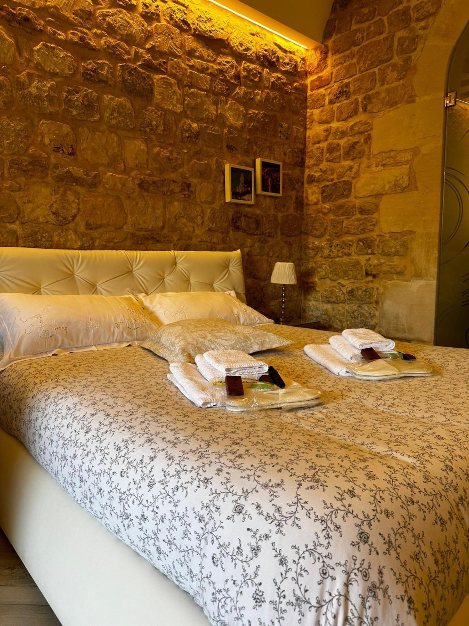 Casa Vacanze Modica Charme Extérieur photo